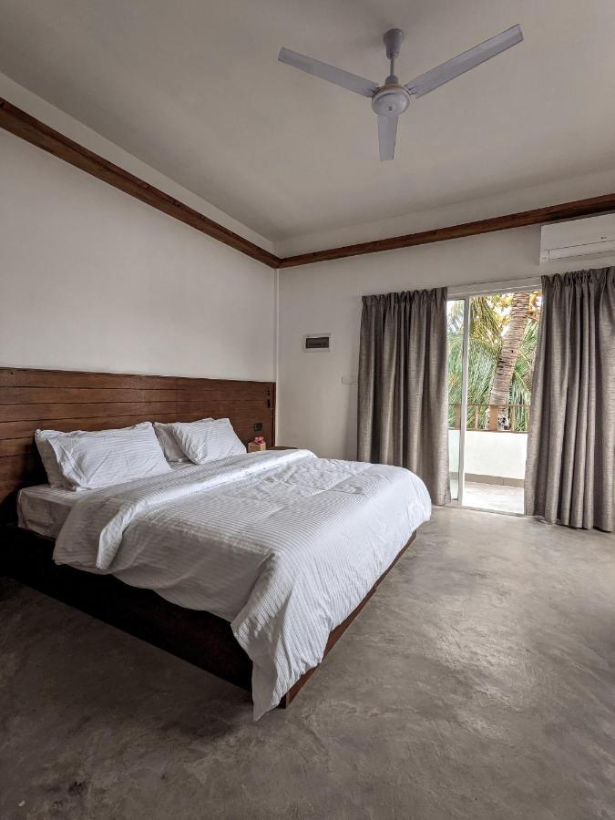 Dhoadhi Retreat Hotell Thulusdhoo Exteriör bild