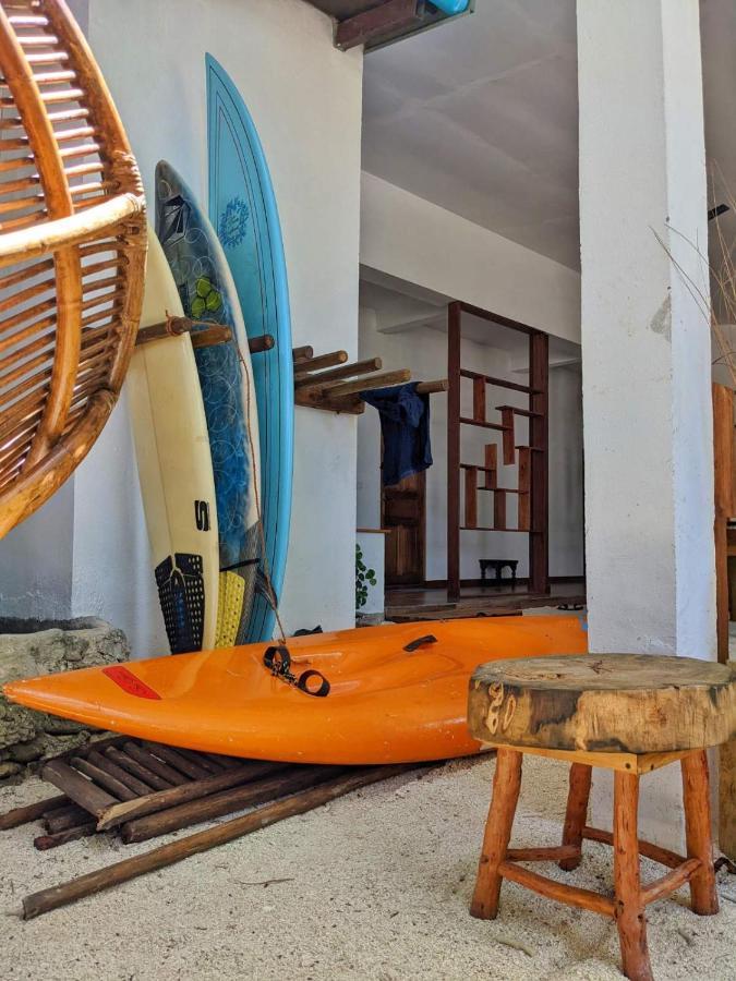 Dhoadhi Retreat Hotell Thulusdhoo Exteriör bild