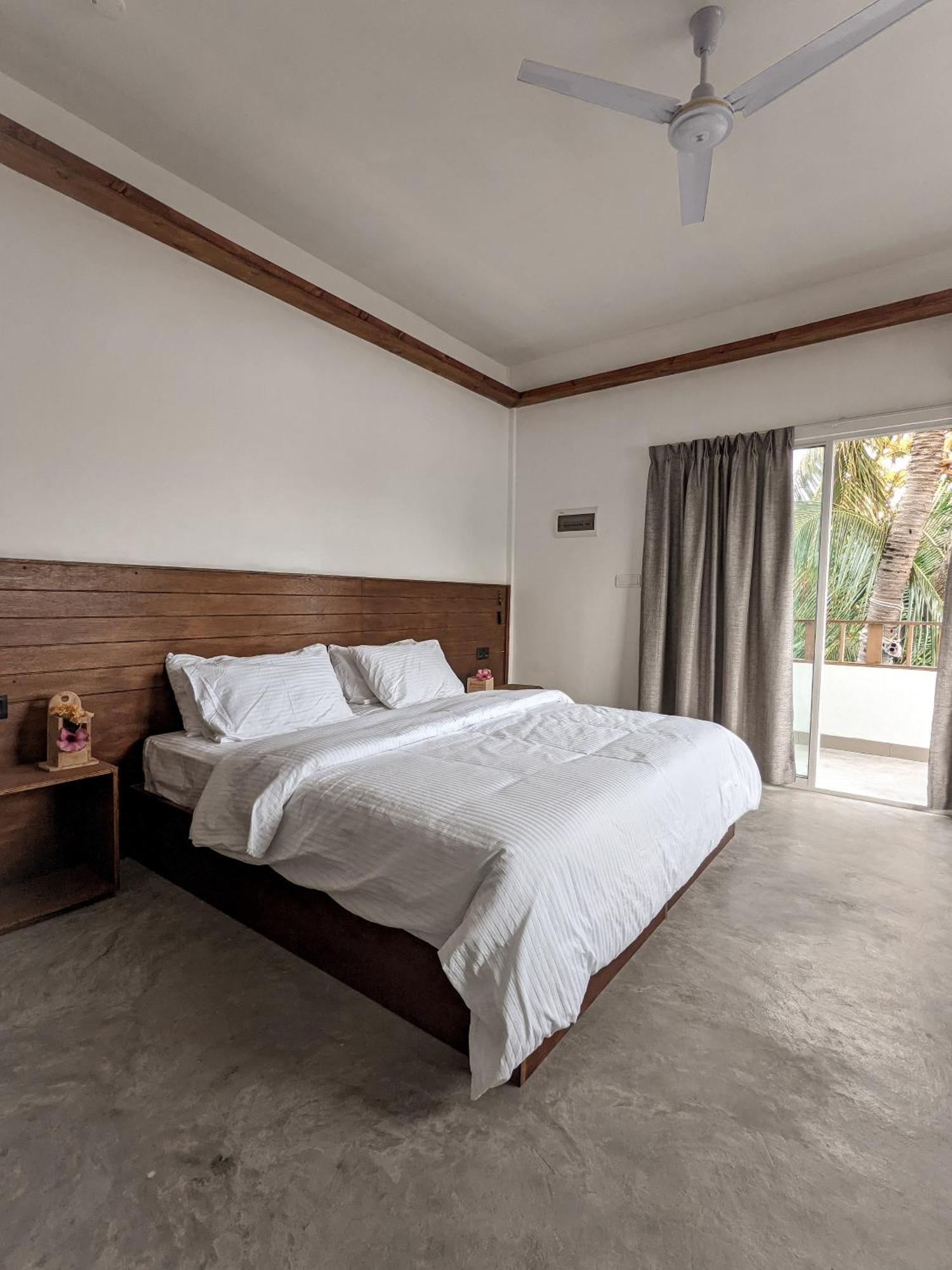 Dhoadhi Retreat Hotell Thulusdhoo Exteriör bild